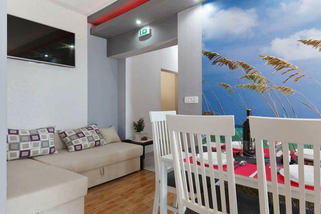 Apartments Romantica 耶塞尼采 外观 照片